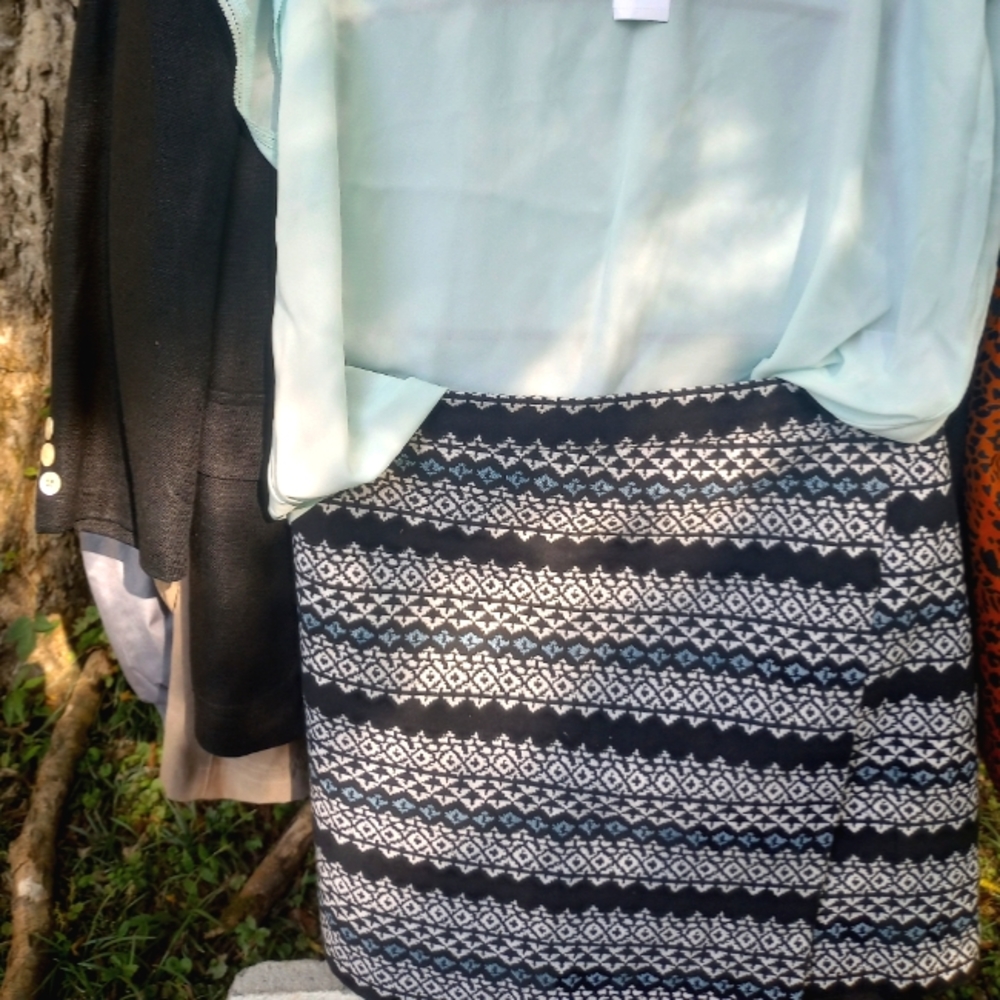 Loft Ann Taylor wrap skirt size 18